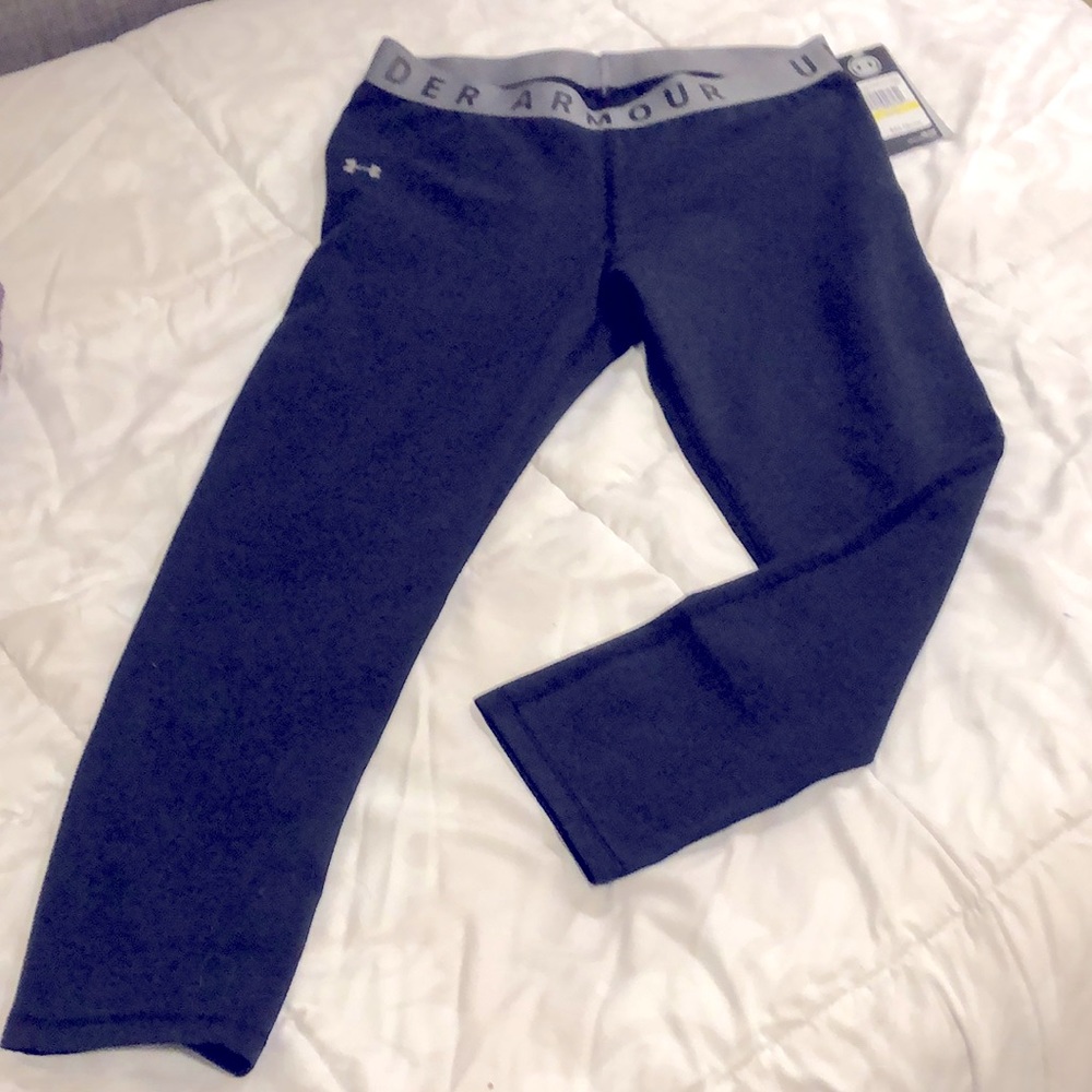 Under Armour Brand New Capri Pants - size MD w/tag